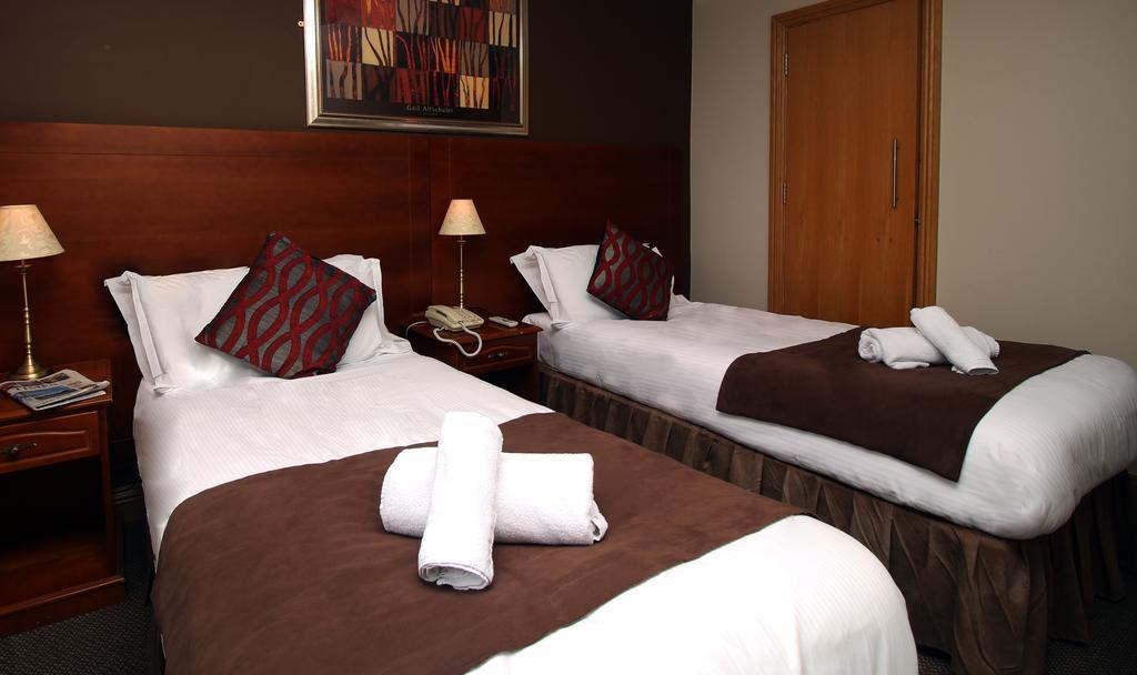 Ashford Court Boutique Hotel Ennis Exteriör bild