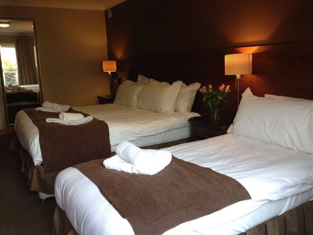 Ashford Court Boutique Hotel Ennis Exteriör bild